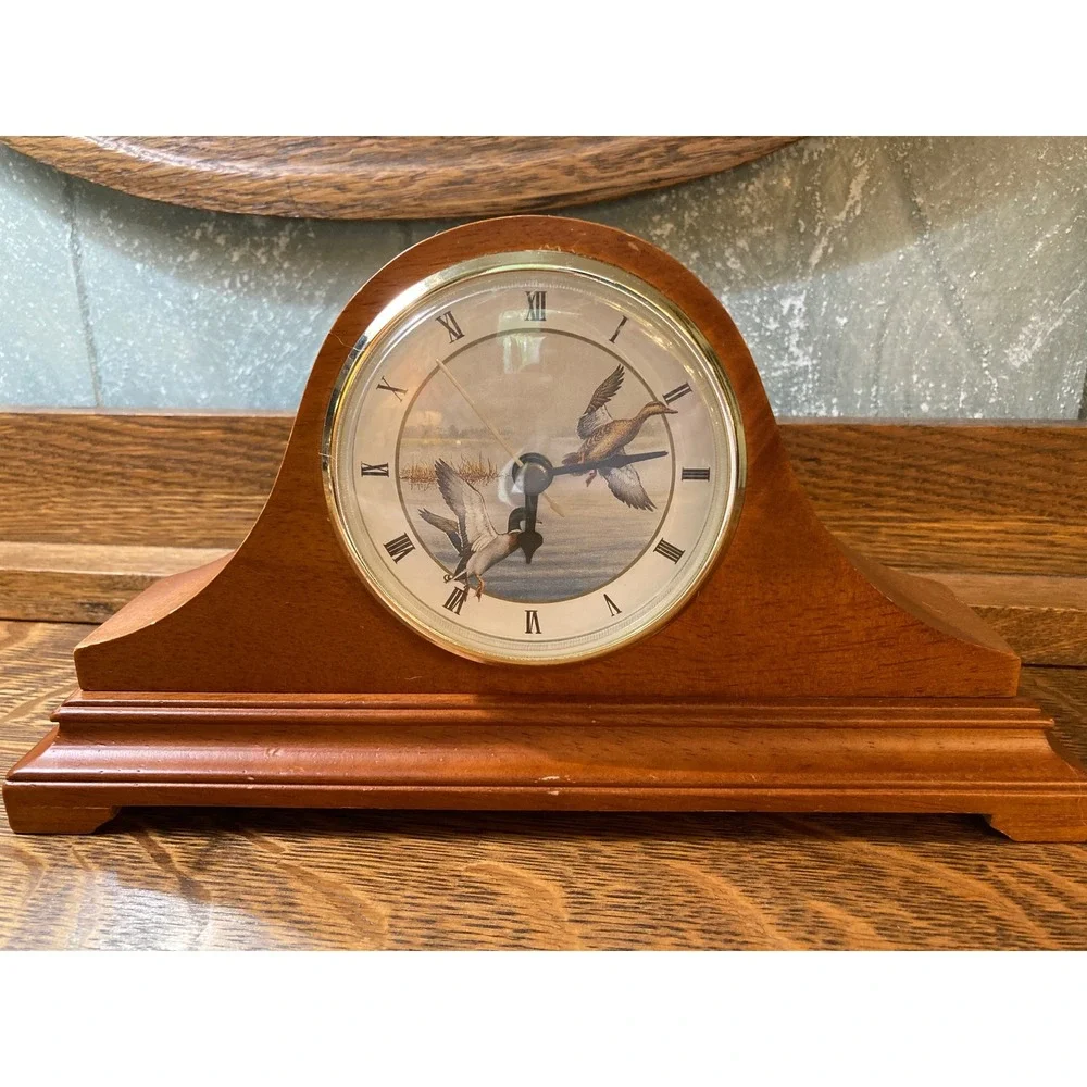 Vintage Wooden Mantel Clock Mallard Duck Wildlife Scene Roman Numerals 9 Inch